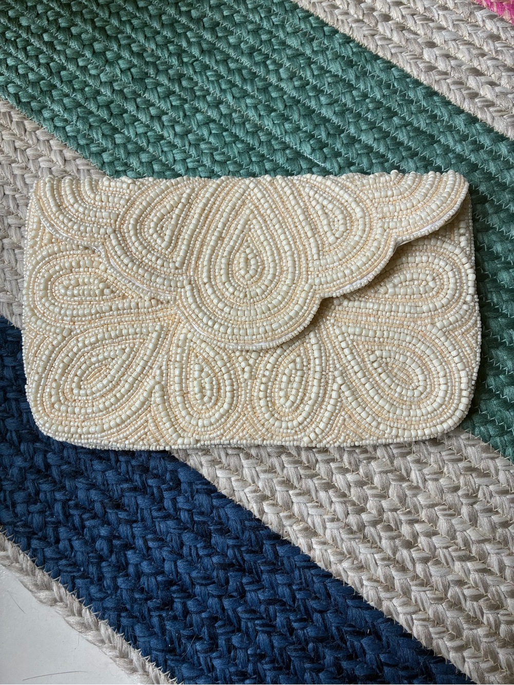 Lulu's Ivory Beaded Scallop Flap Crossbody Clutch - Picture 1 of 3
